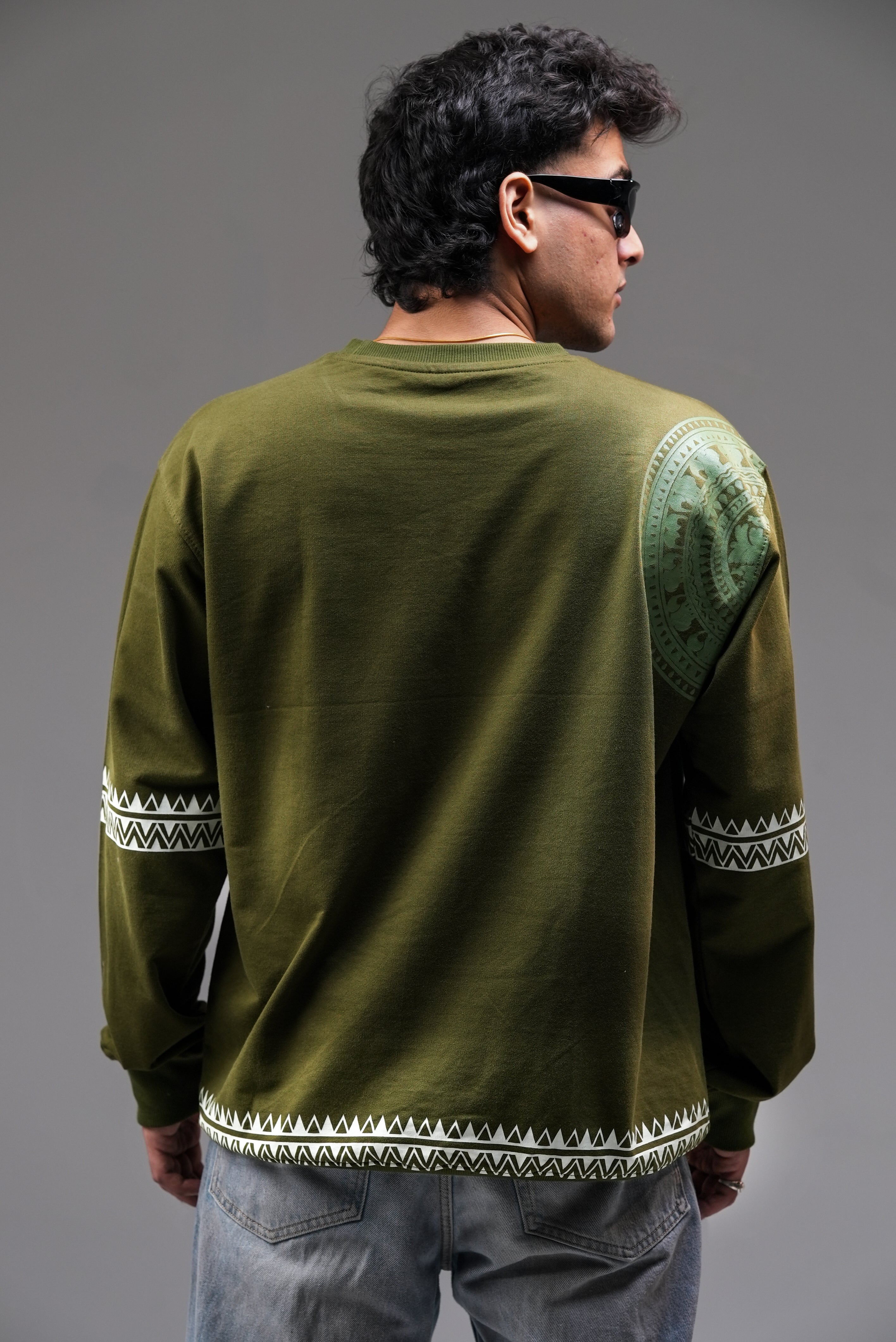 The Circle of Light | Oversized Sweatshirt