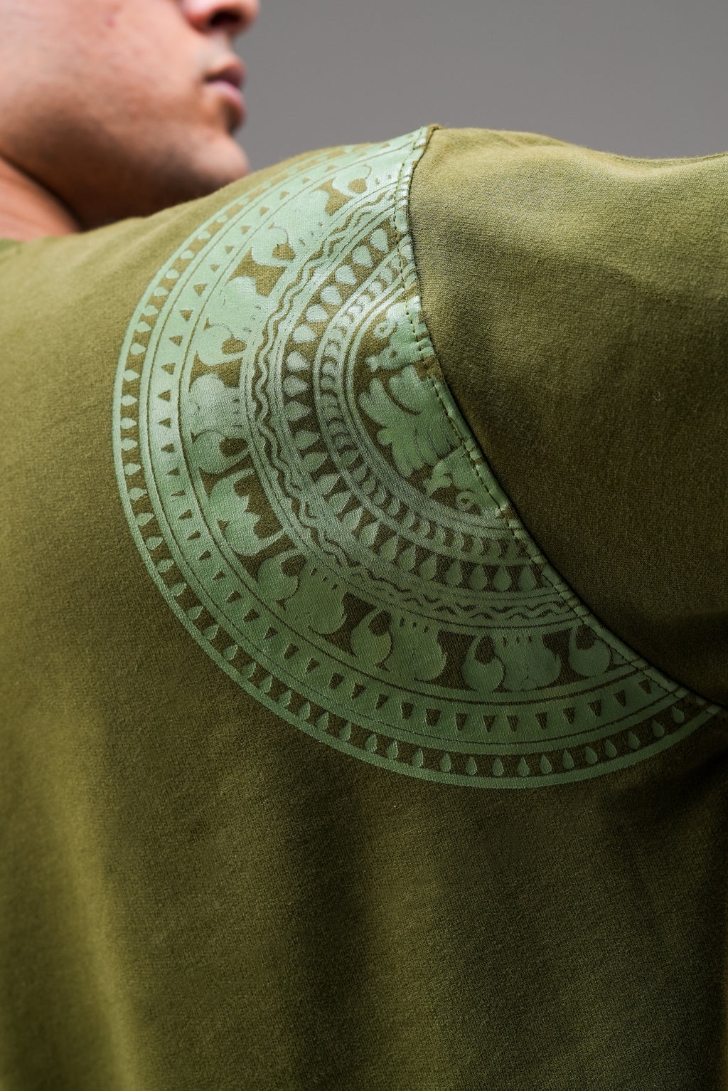 The Circle of Light | Oversized Sweatshirt