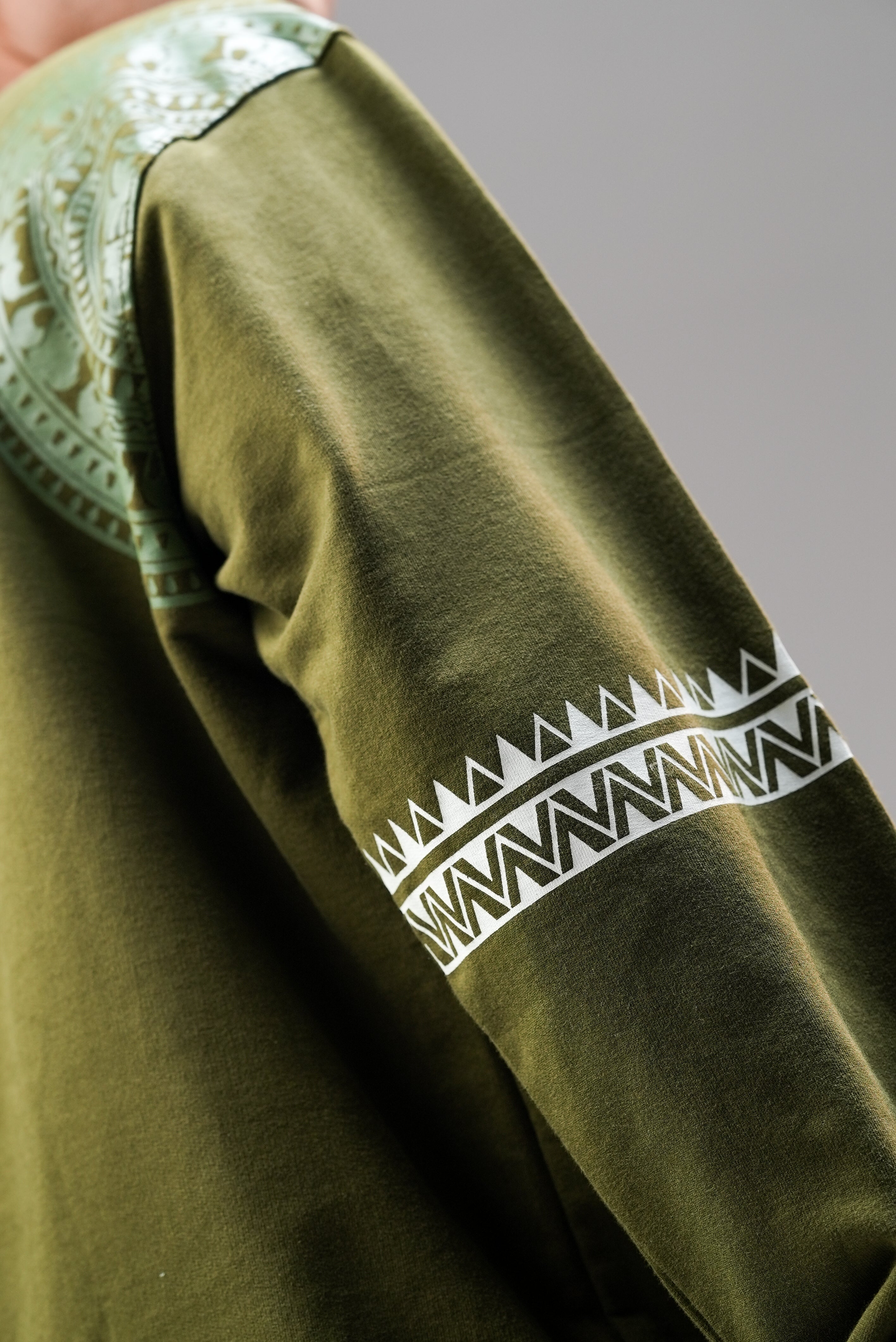 The Circle of Light | Oversized Sweatshirt